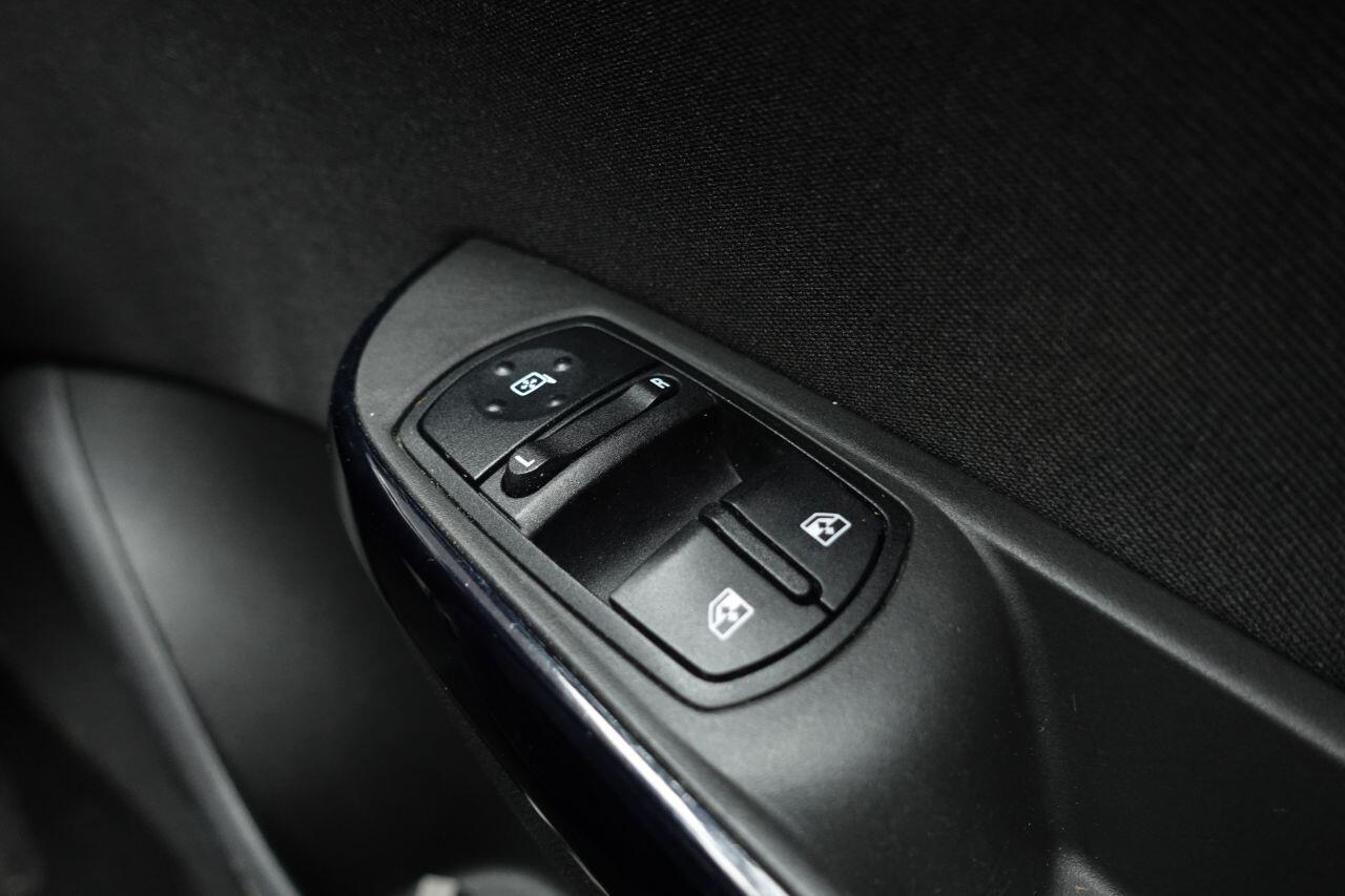 Vauxhall Corsa - Image 39