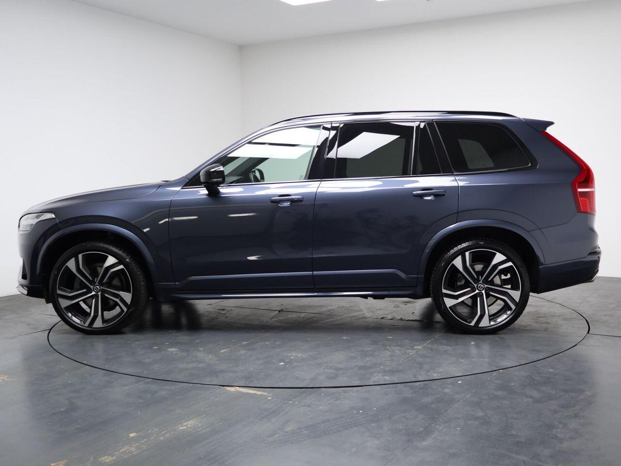 Volvo XC90 - Image 8