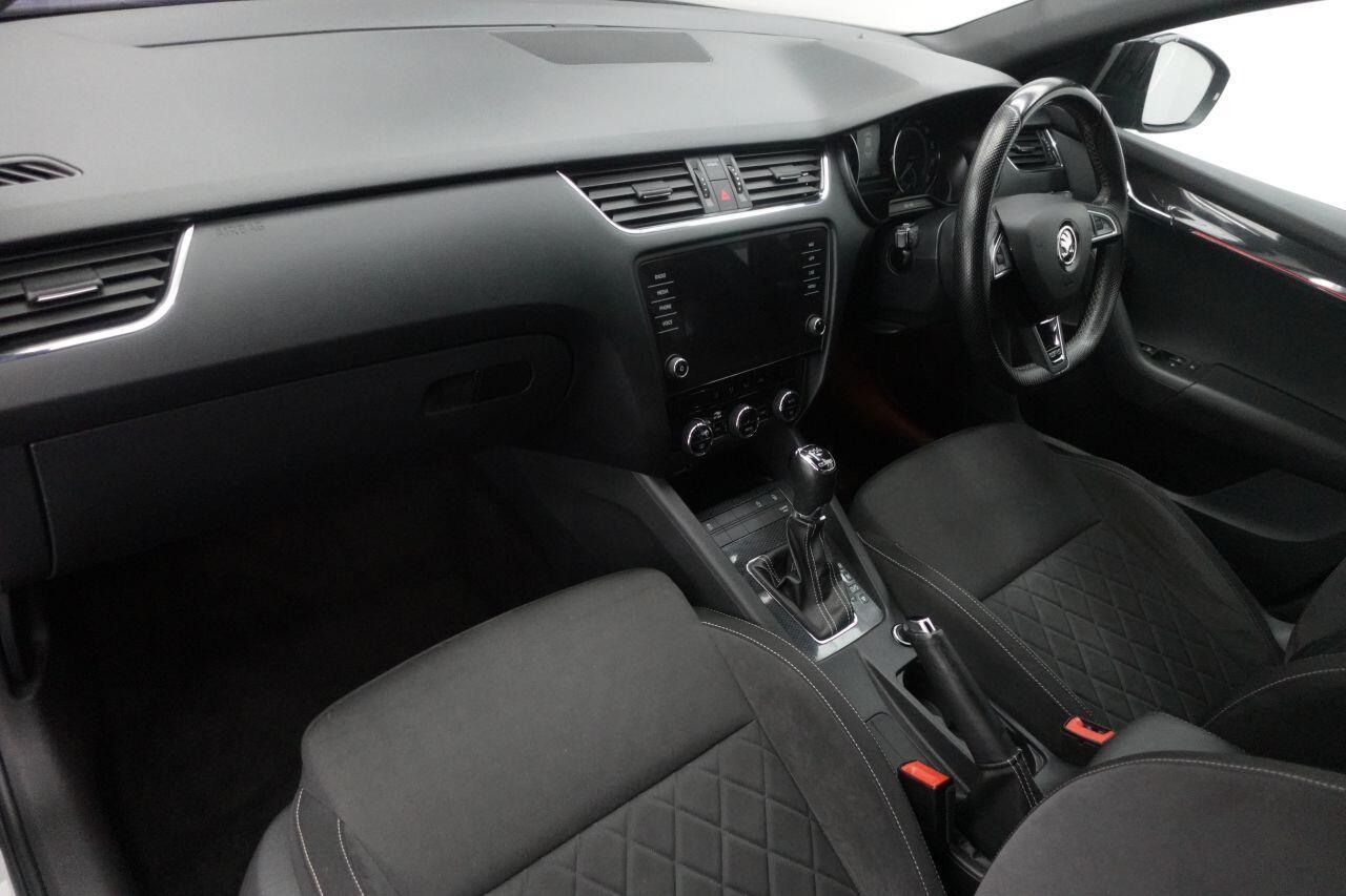 Skoda Octavia - Image 18