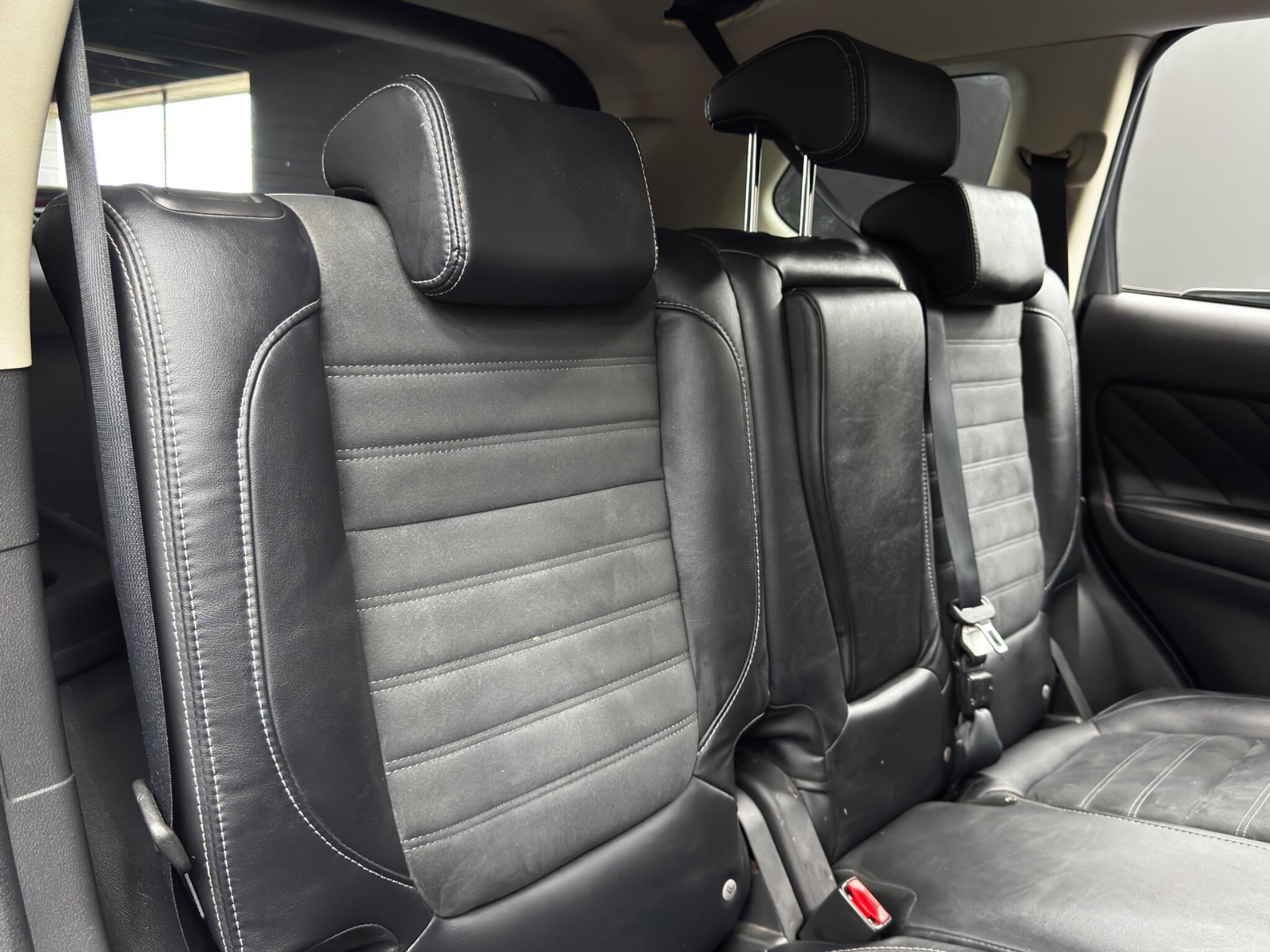 Mitsubishi Outlander - Image 15