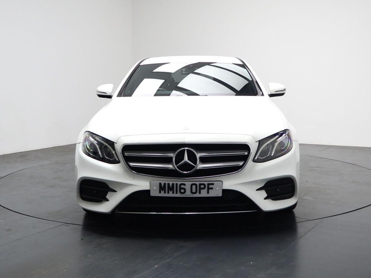 Mercedes-benz E Class - Image 5