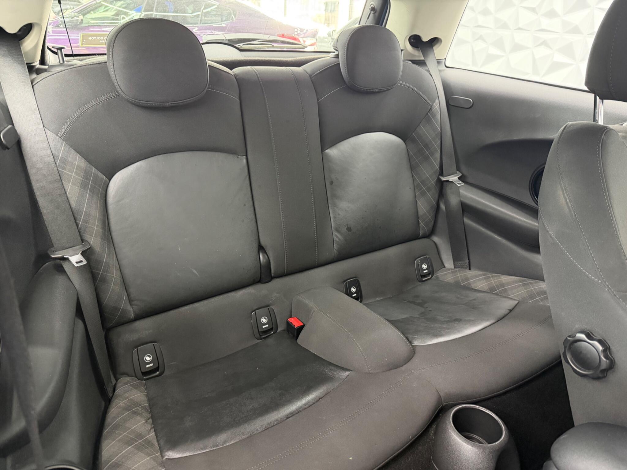 MINI Hatch - Image 15