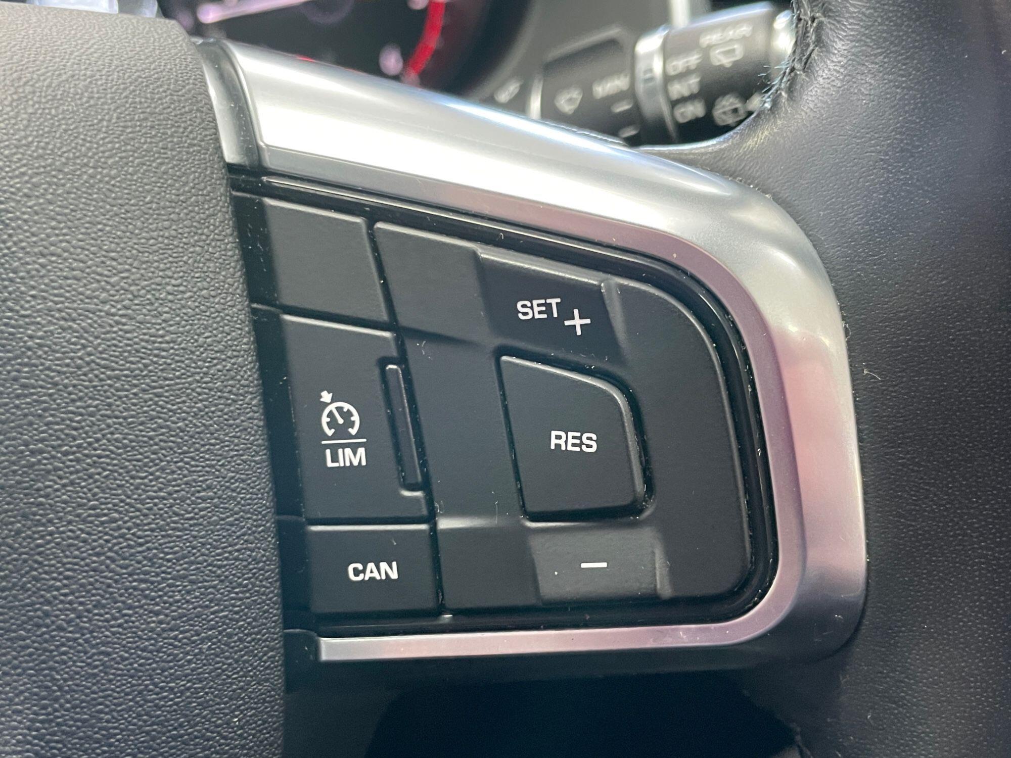 Land Rover DISCOVERY SPORT - Image 39