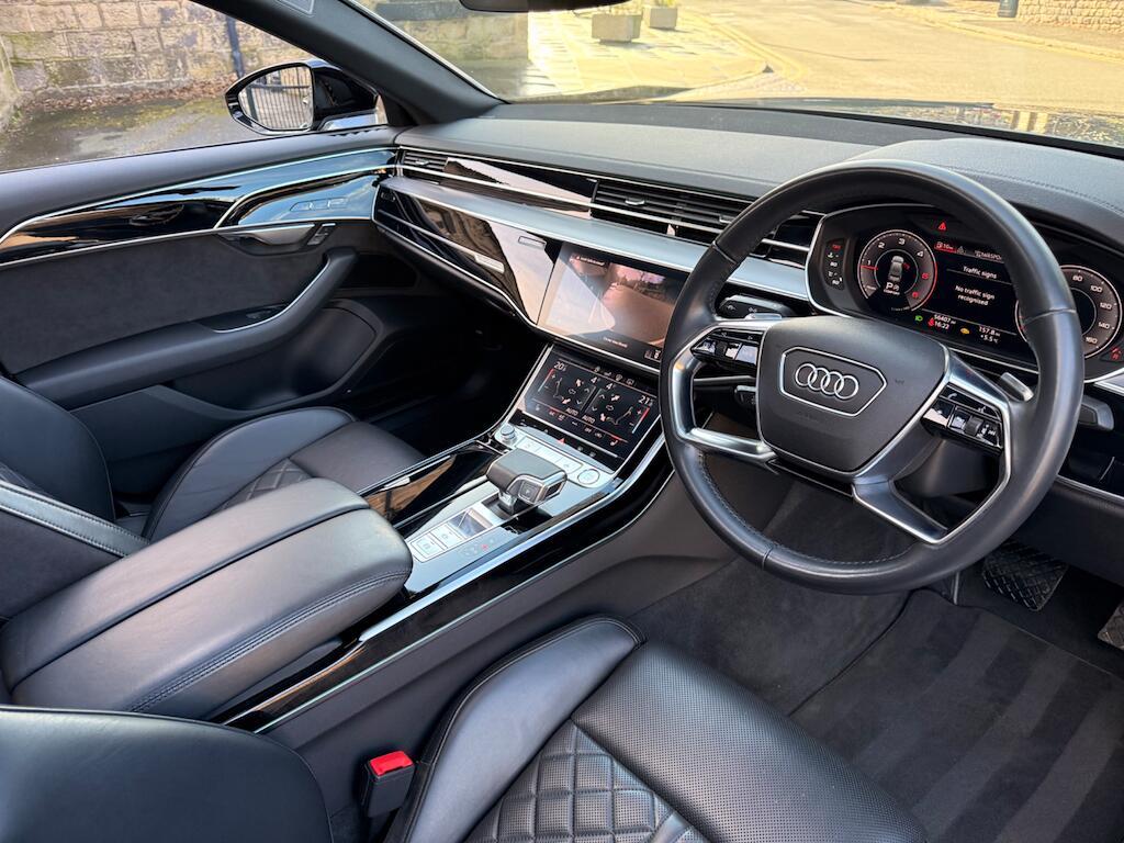 Audi A8 - Image 48