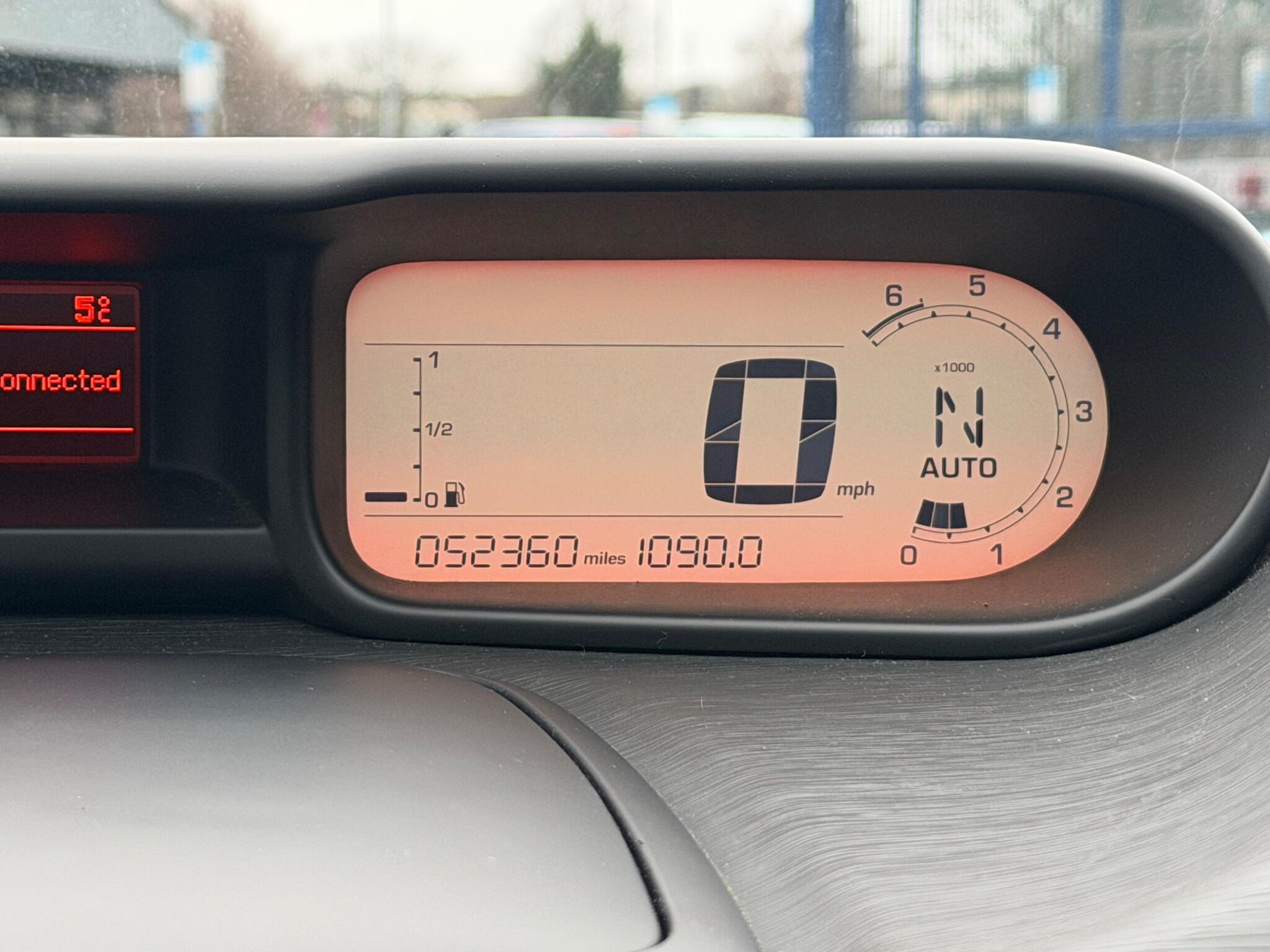 Citroen C3 Picasso - Image 15