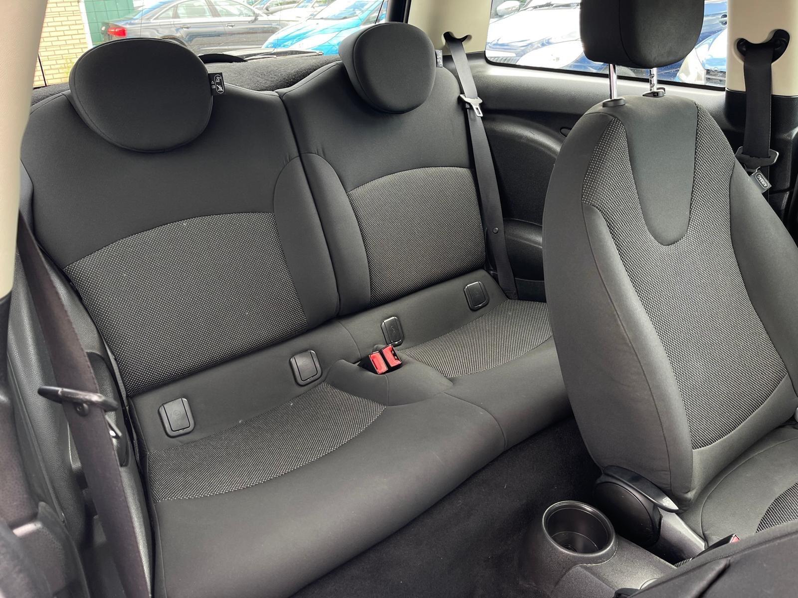 MINI Hatch - Image 16