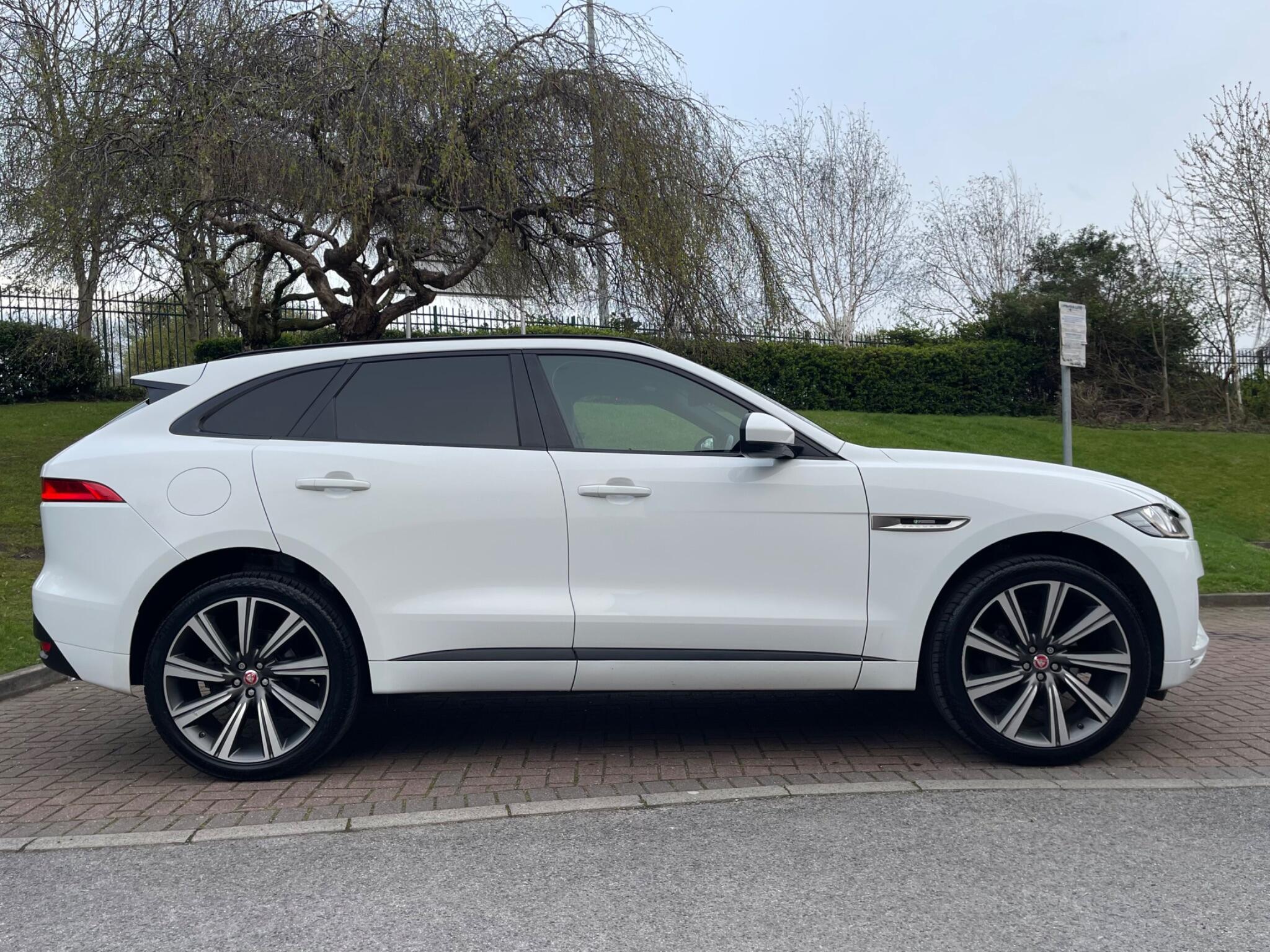 Jaguar F-Pace - Image 20
