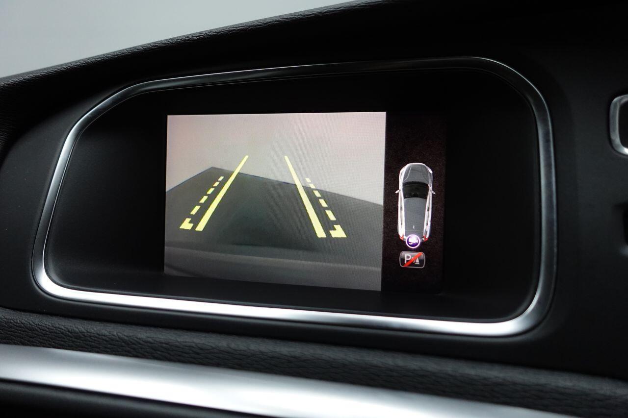 Volvo V40 - Image 20