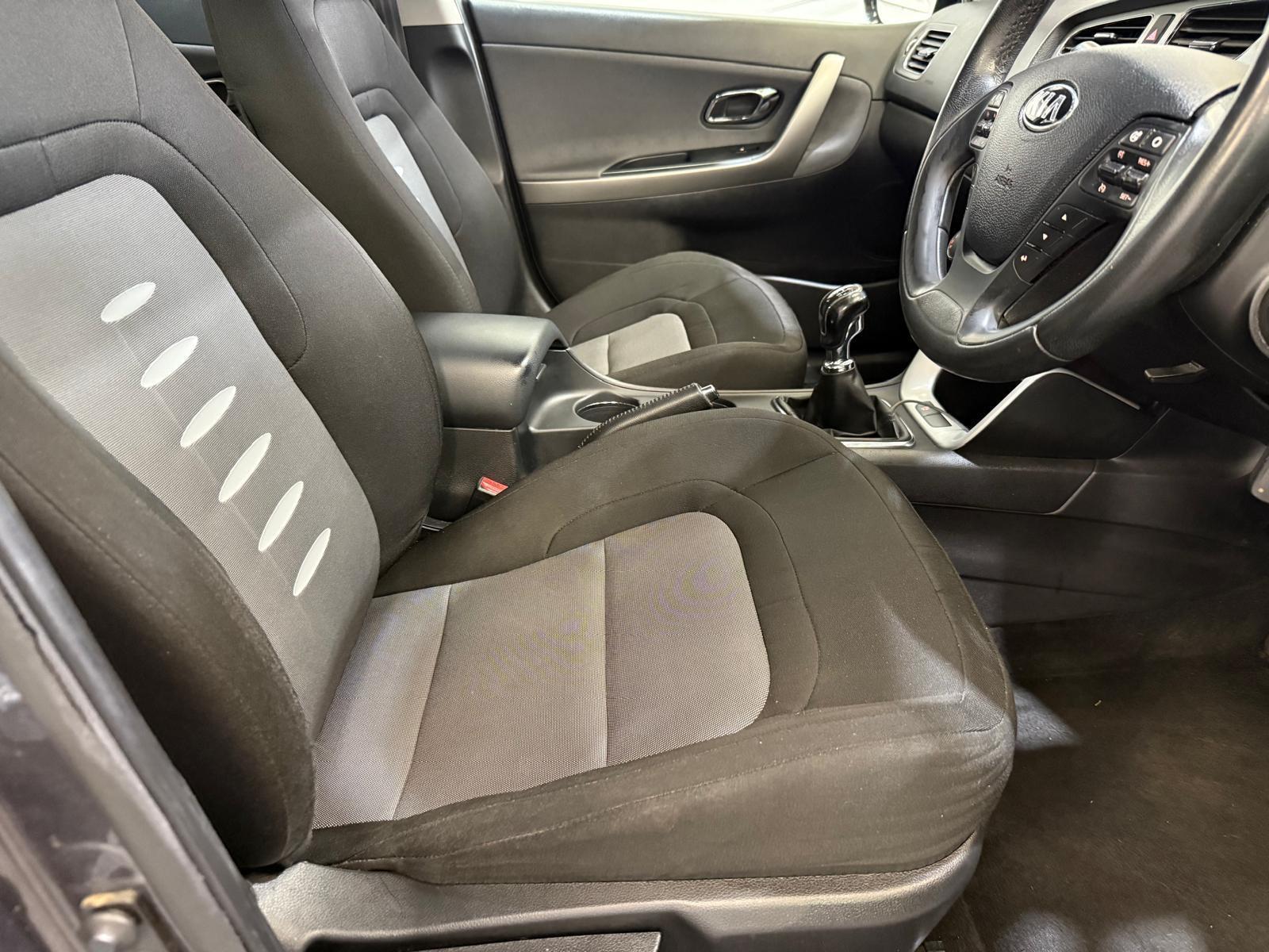Kia ceed - Image 10