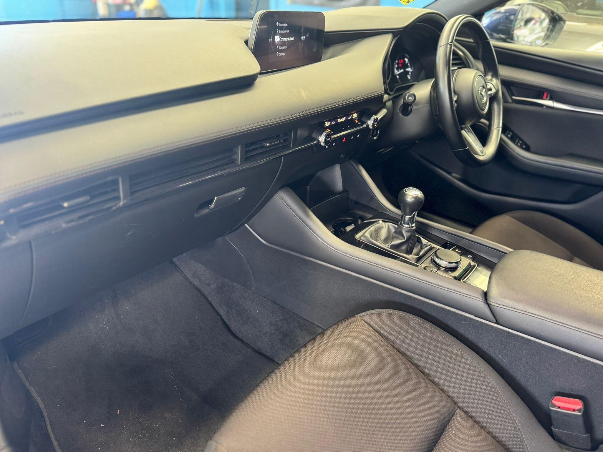 Mazda MAZDA3 - Image 31