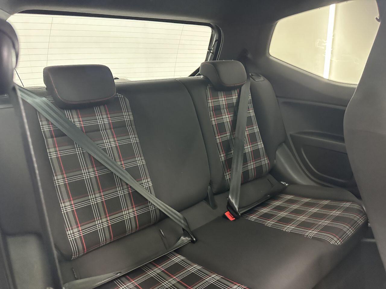 Volkswagen up! - Image 15