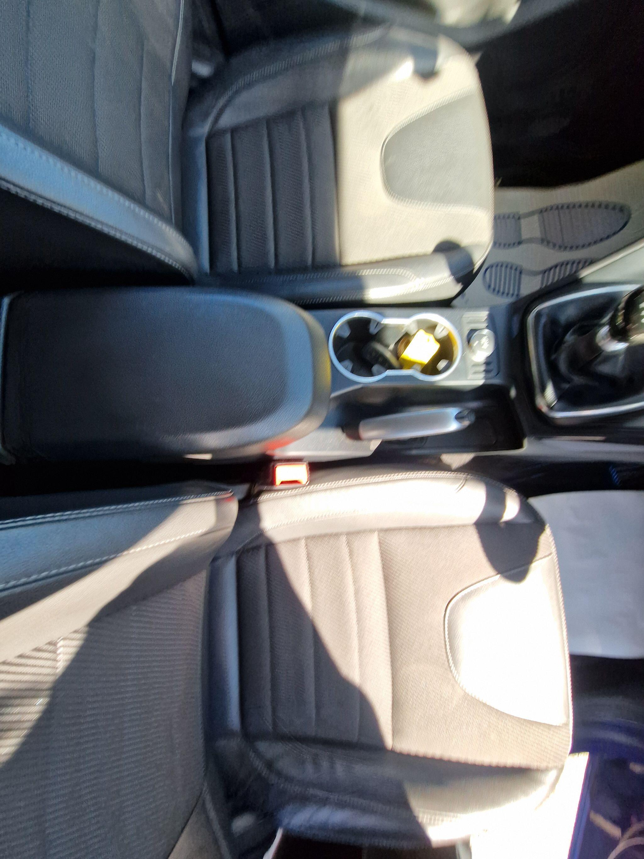 Ford Kuga - Image 29
