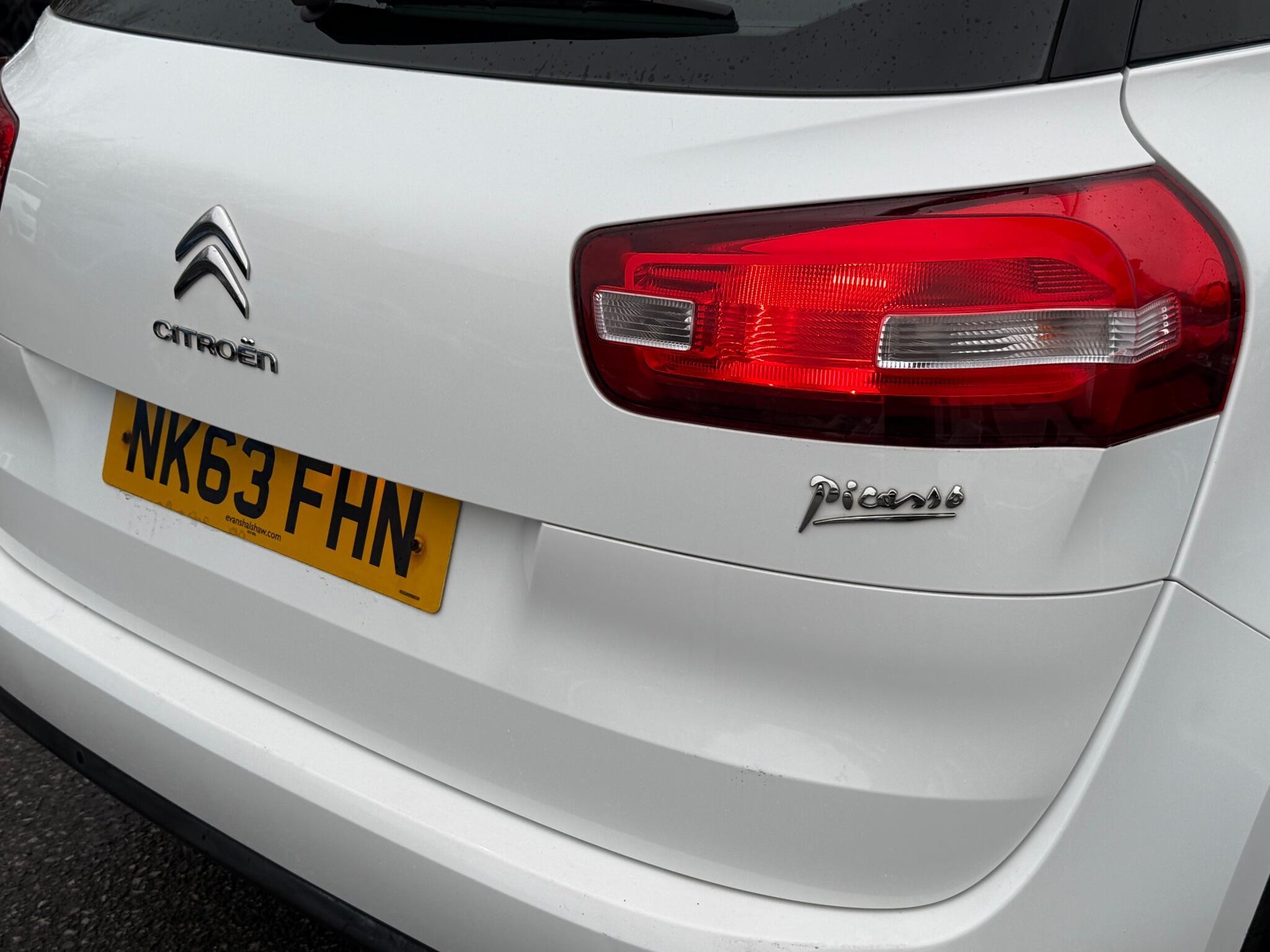 Citroen C4 Picasso - Image 37