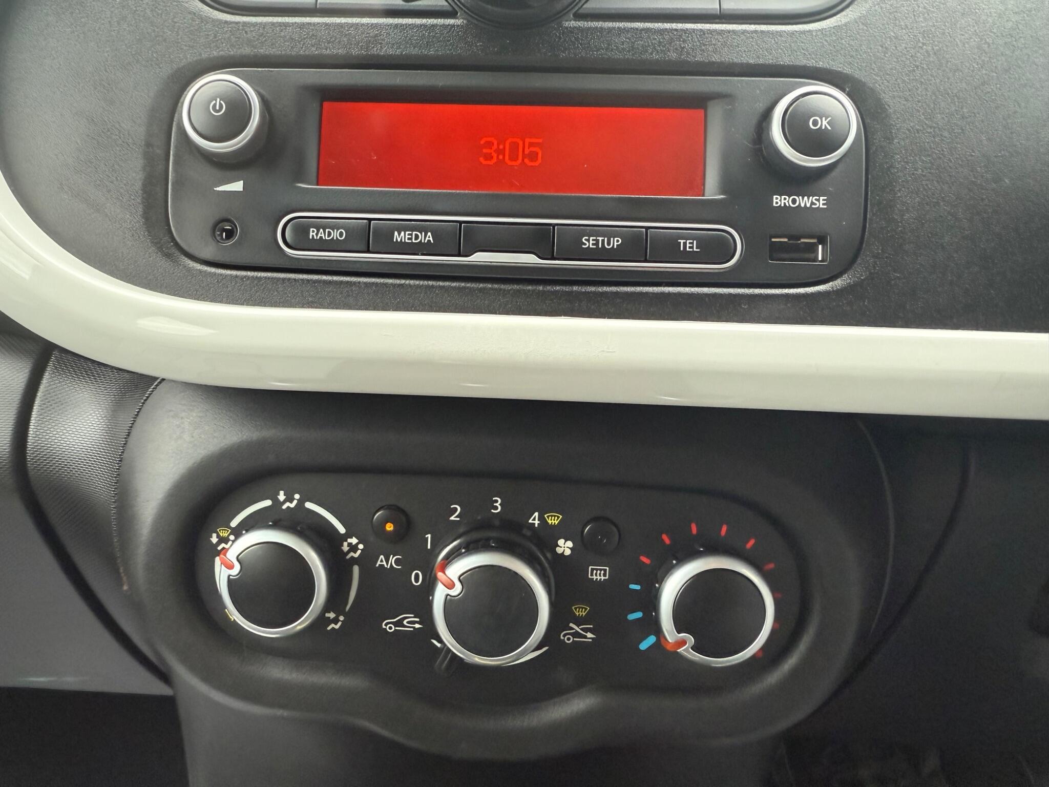 Renault Twingo - Image 15