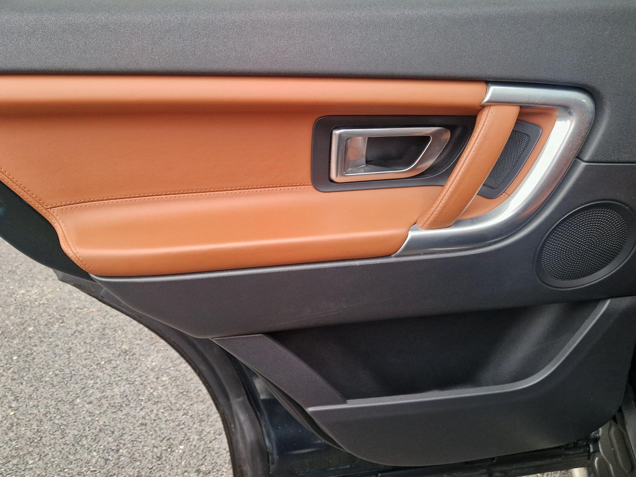 Land Rover DISCOVERY SPORT - Image 44