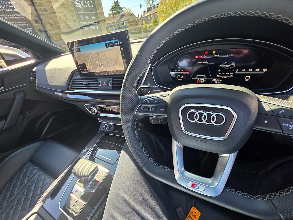 Audi SQ5 - Image 51