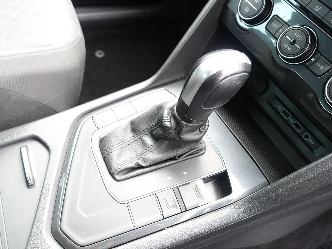 Volkswagen Tiguan - Image 19