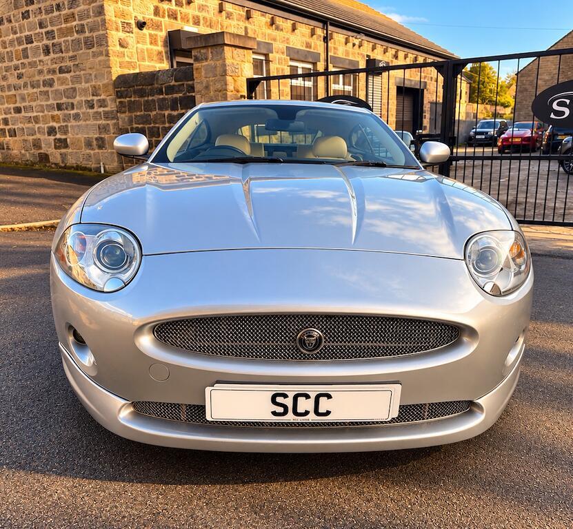 Jaguar XK - Image 5