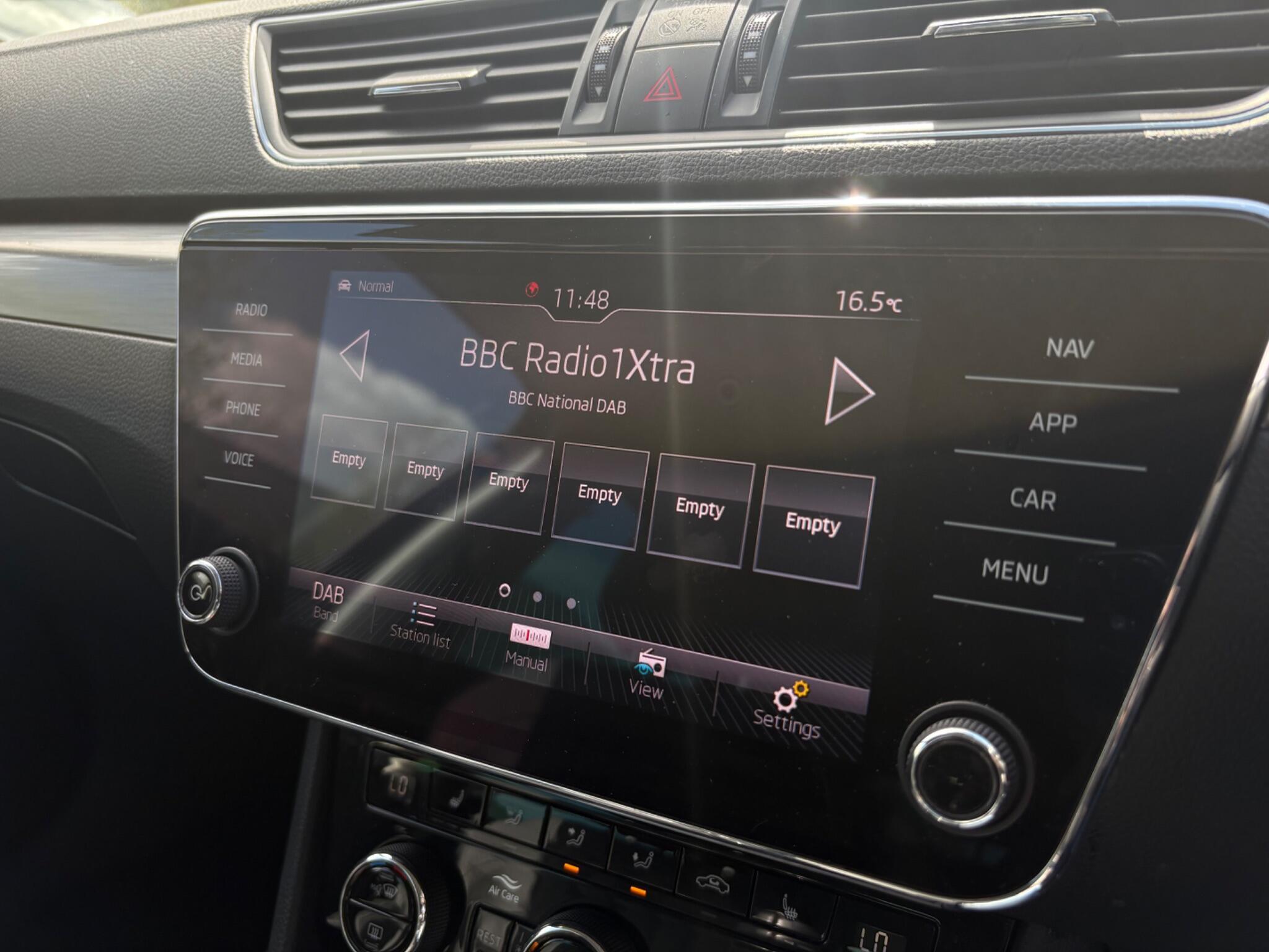 Skoda Superb - Image 38