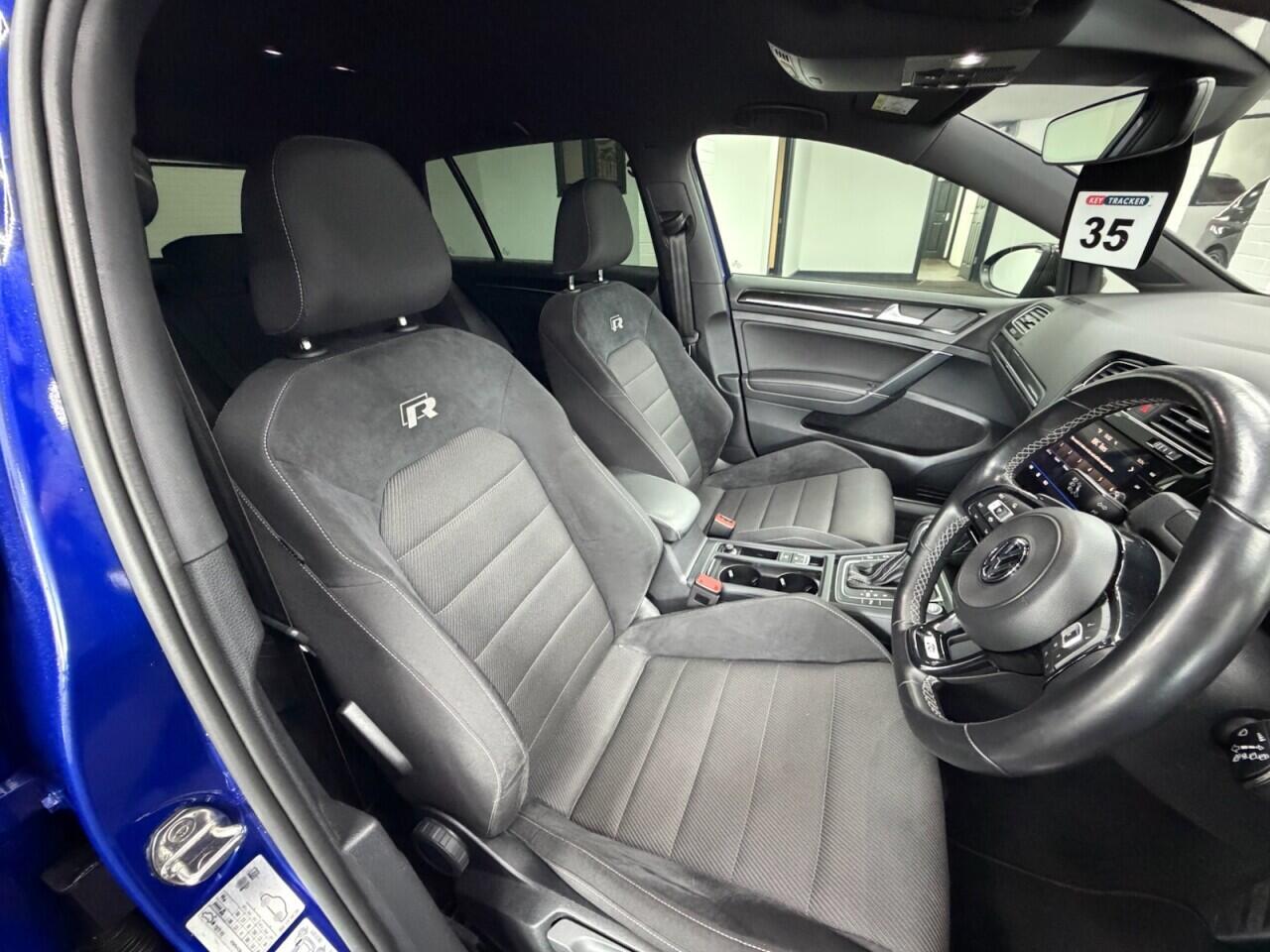 Volkswagen Golf - Image 15