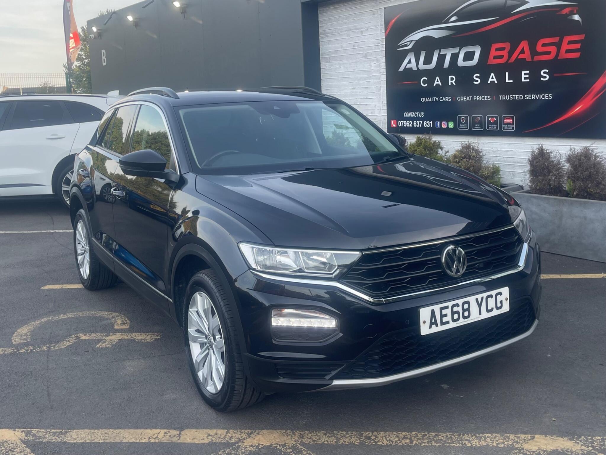 Volkswagen T-Roc - Image 17