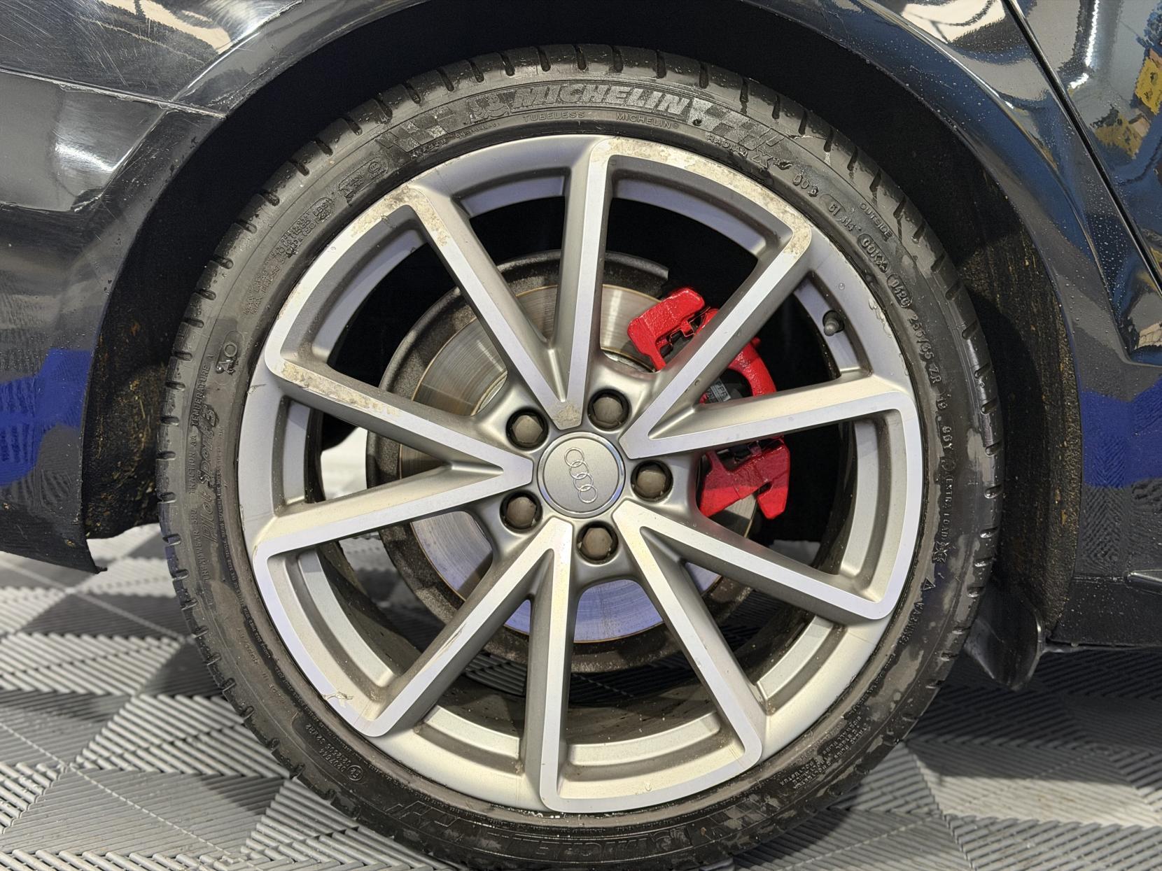 Audi A4 - Image 17