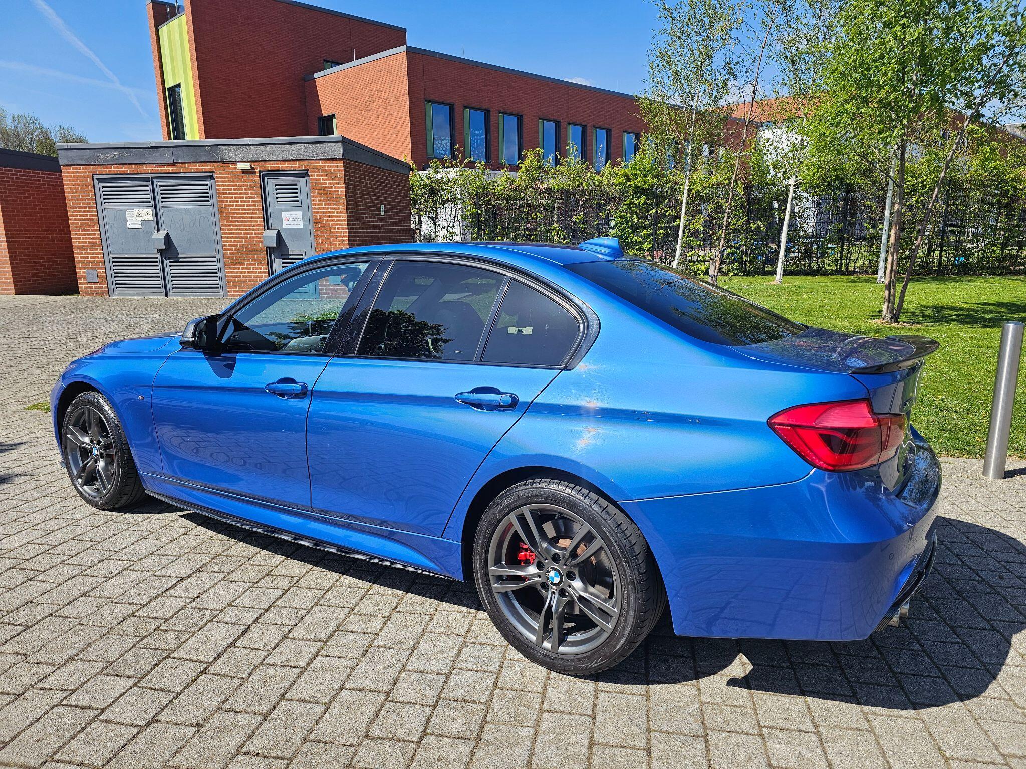 BMW 3 Series - Image 50