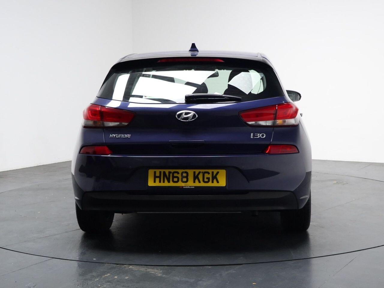 Hyundai i30 - Image 11