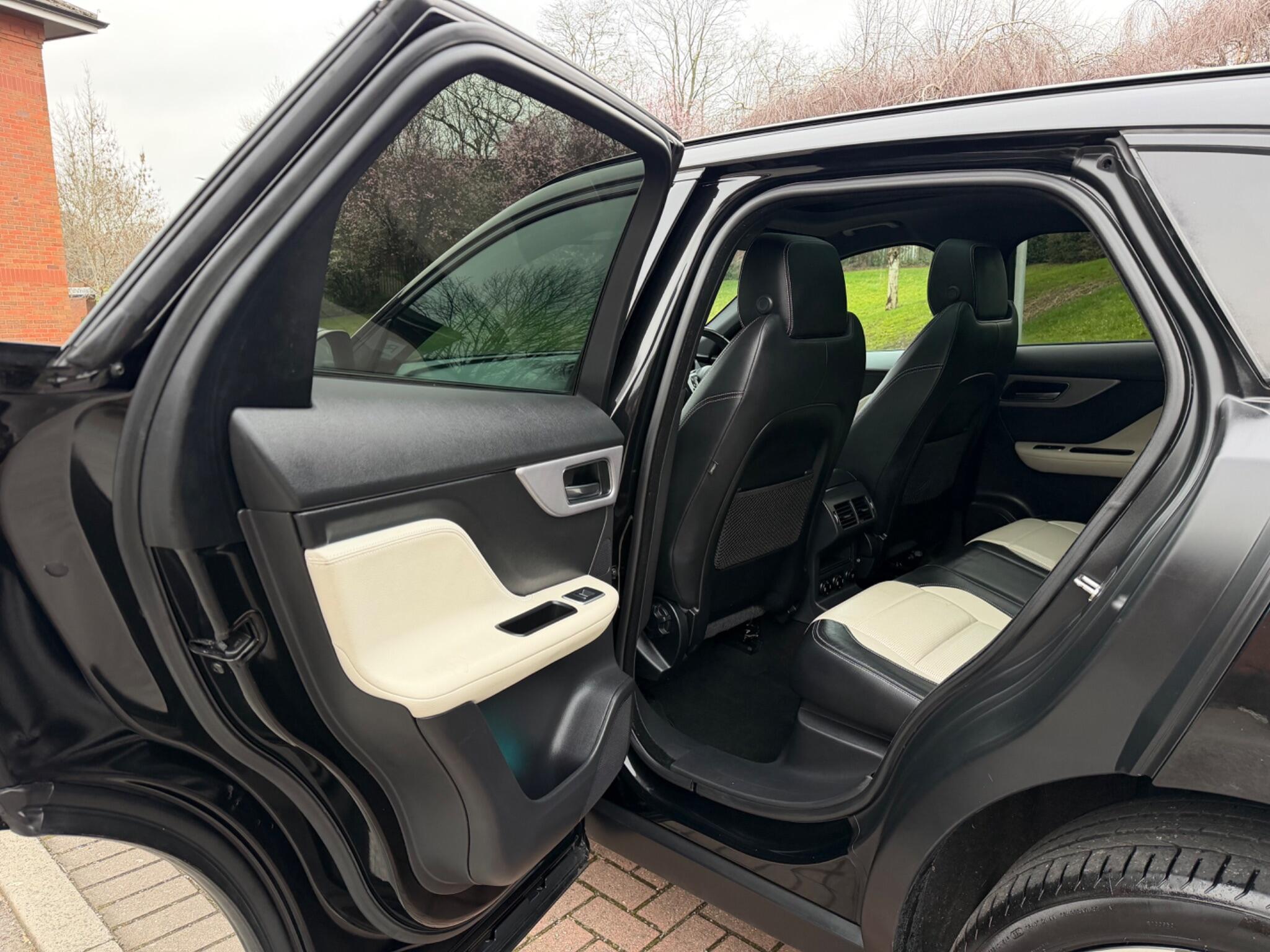 Jaguar F-Pace - Image 56