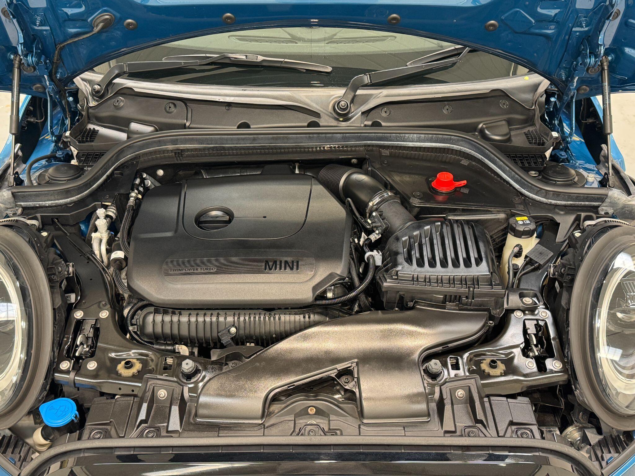 MINI Hatch - Image 61