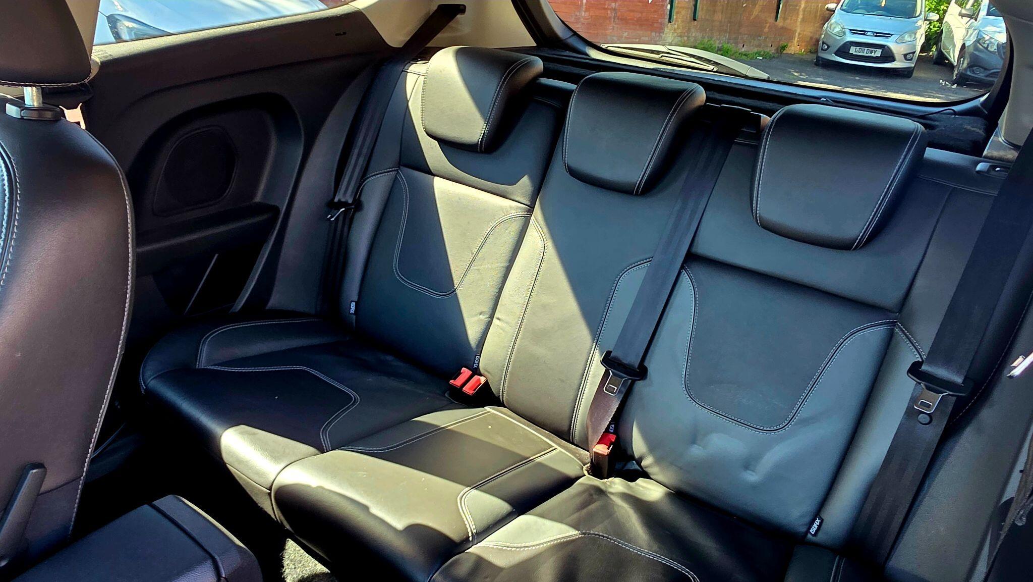 Ford Fiesta - Image 15