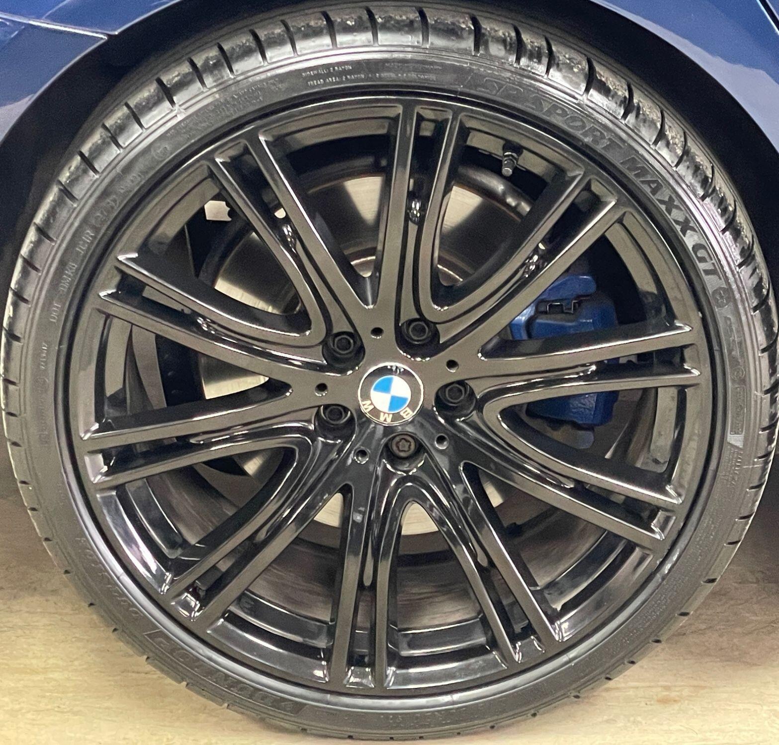 BMW 5 Series - Image 15