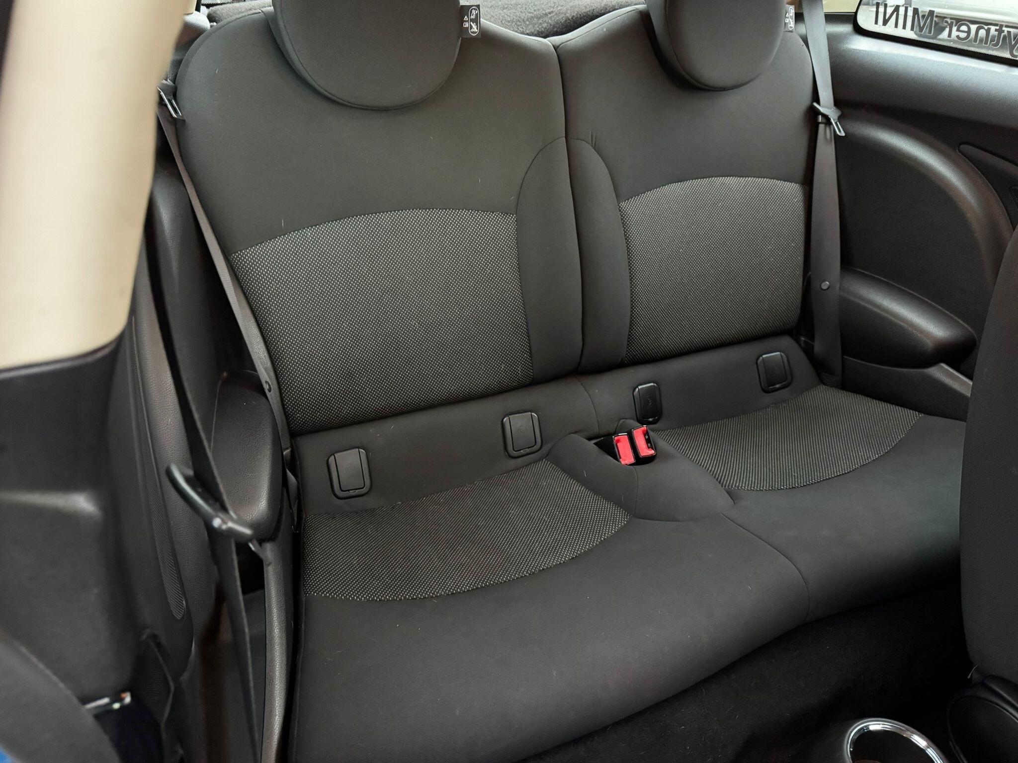 MINI Hatch - Image 17