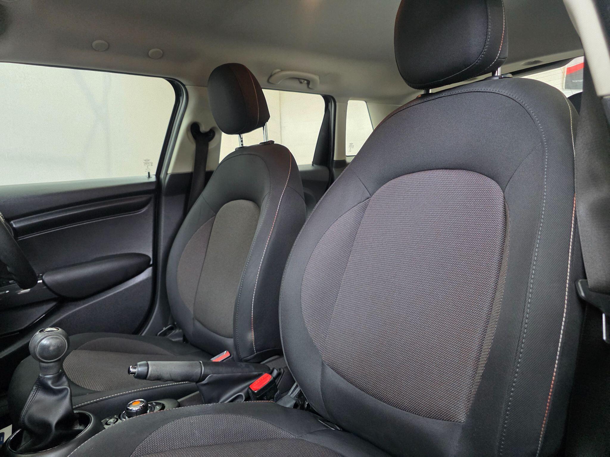 MINI Hatch - Image 26