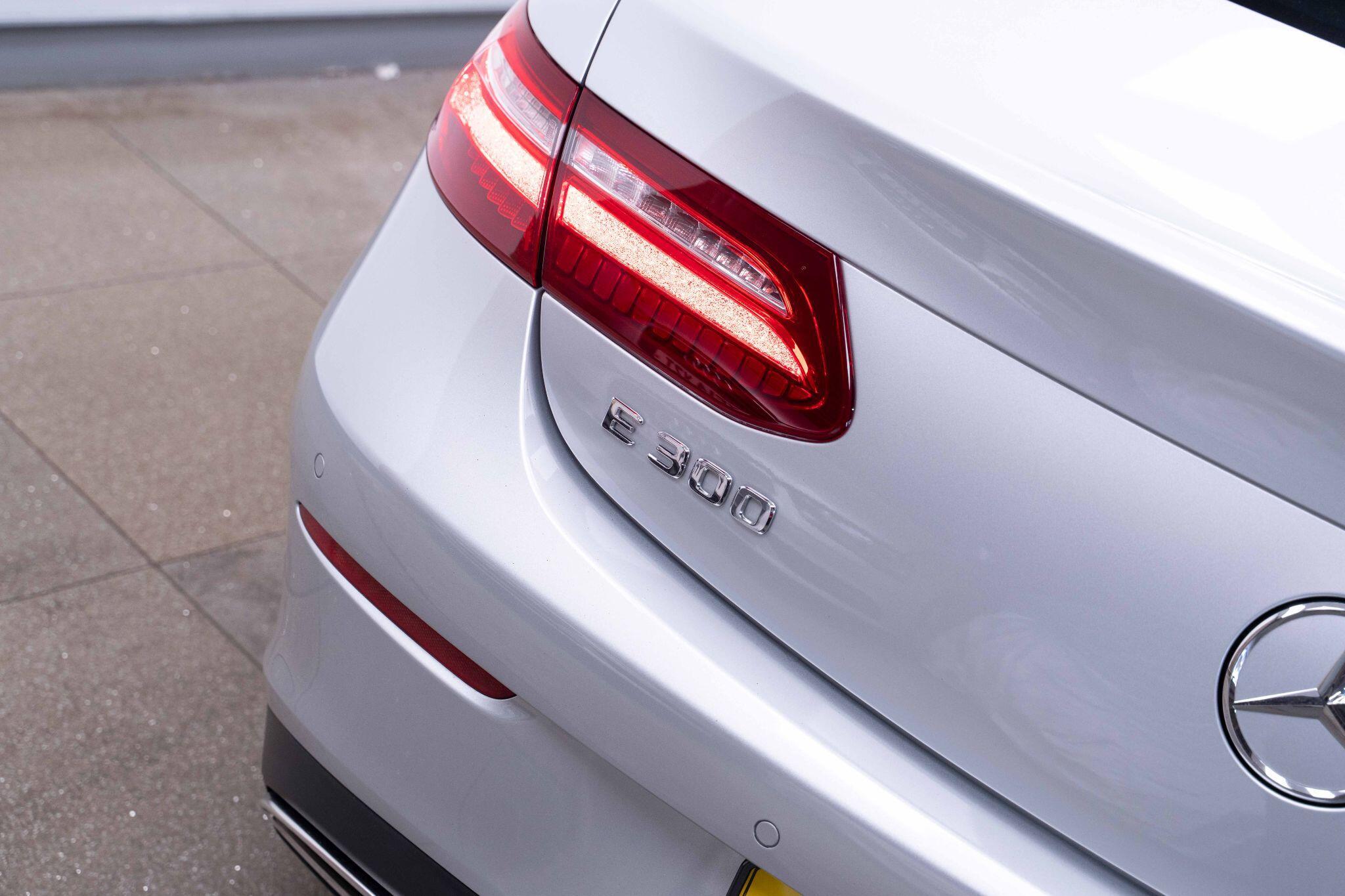 Mercedes E Class - Image 38