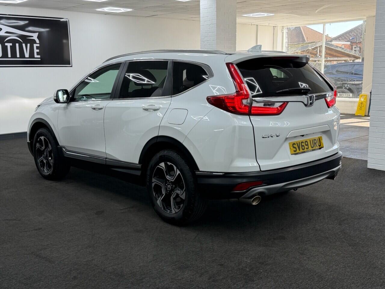 Honda CR-V - Image 8