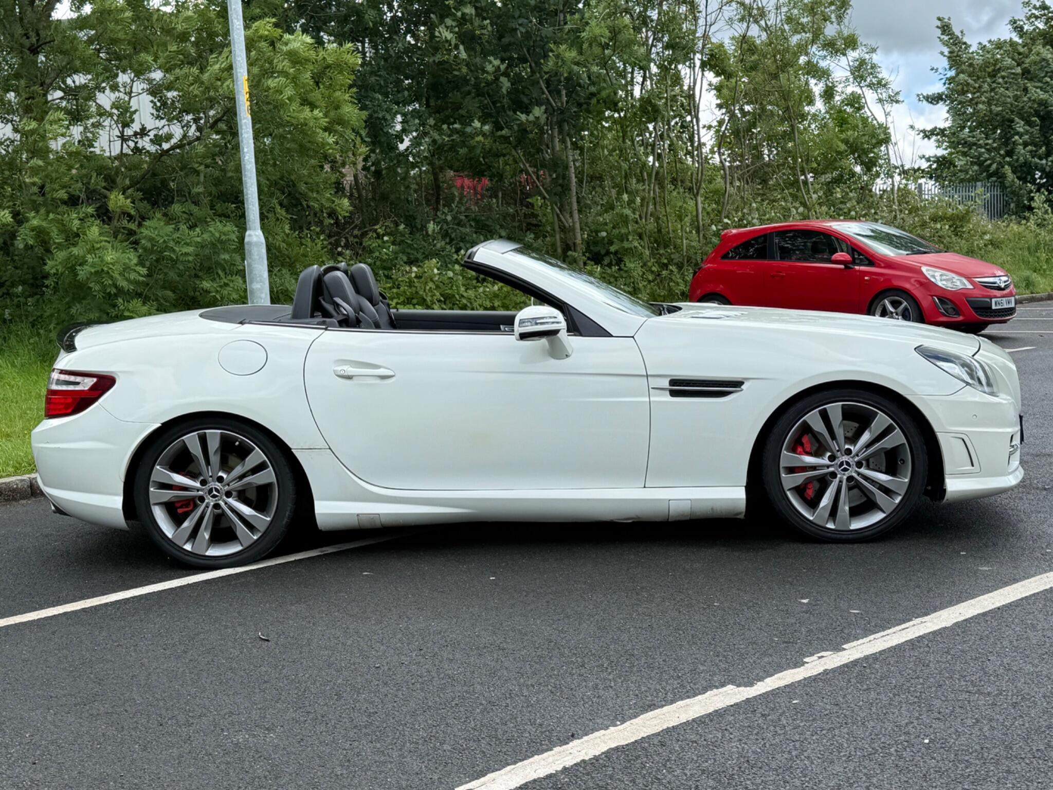 Mercedes SLK - Image 12