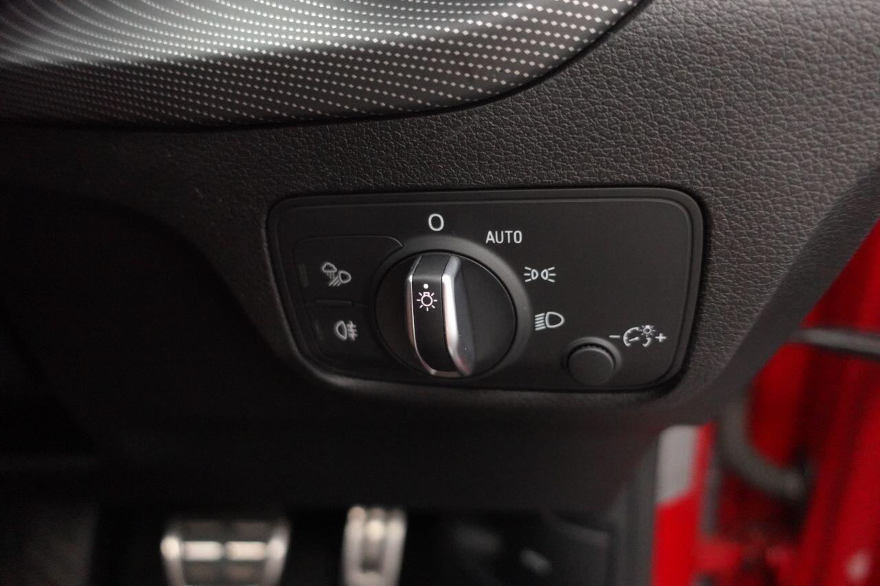 Audi SQ2 - Image 19