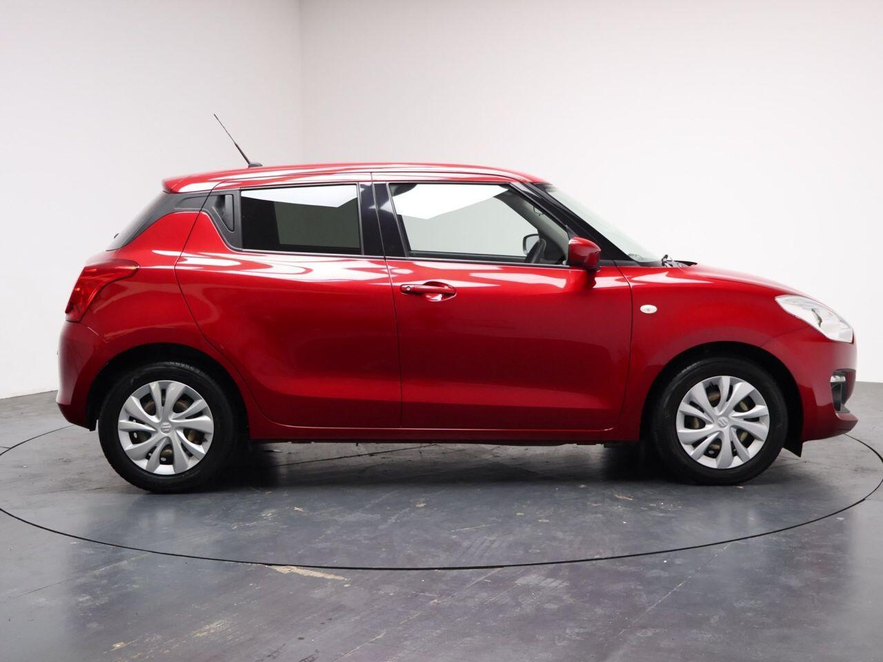 Suzuki Swift - Image 8