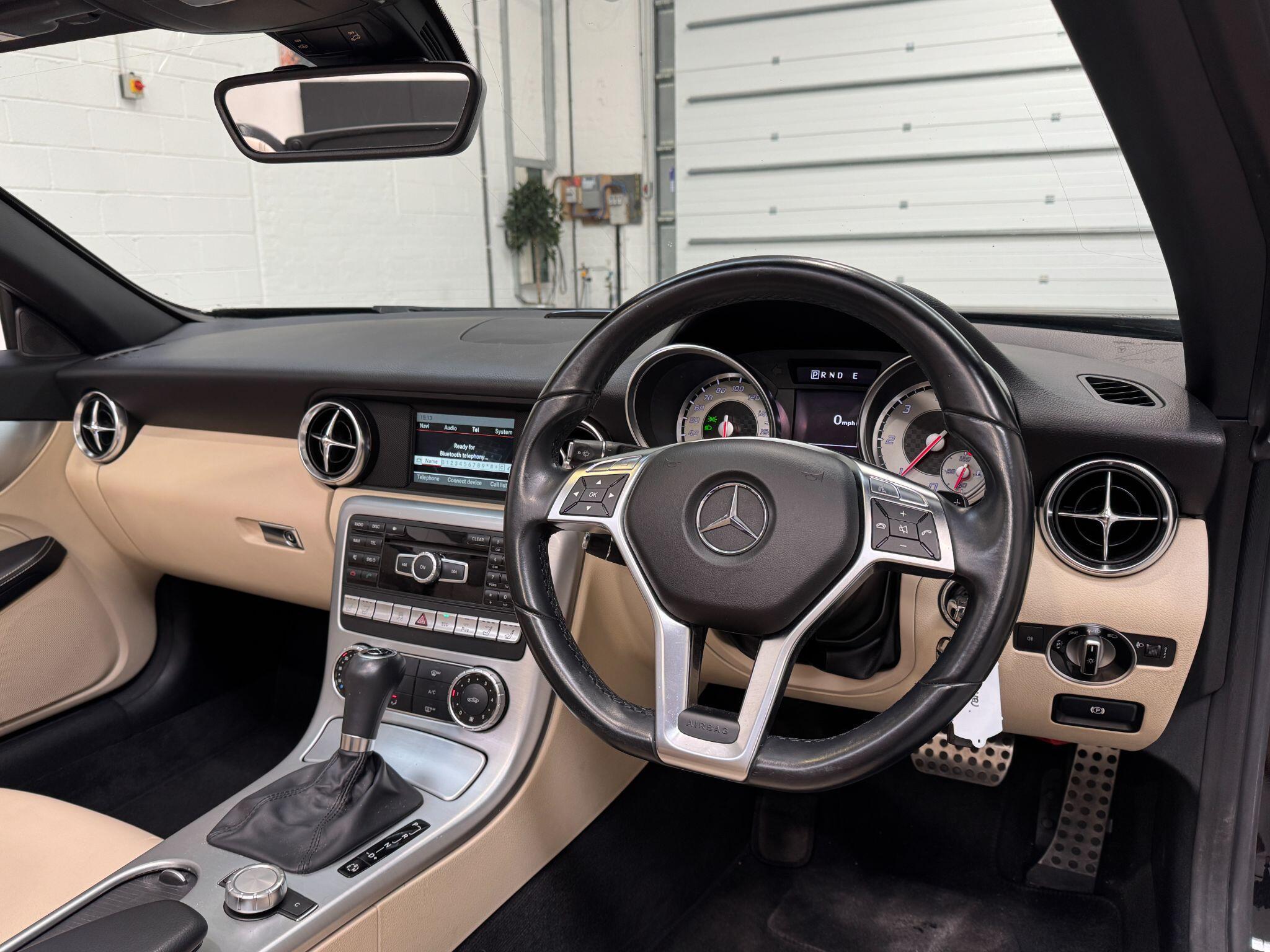 Mercedes SLK - Image 18