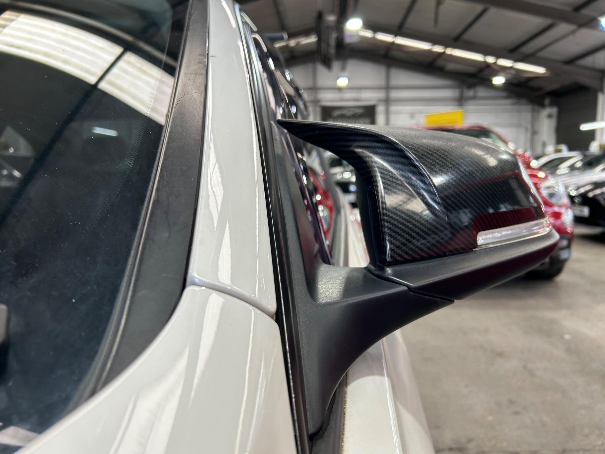 BMW 3 Series - Image 9