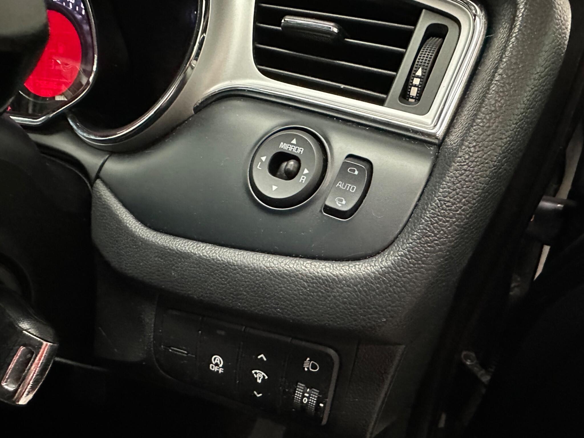Kia ceed - Image 20
