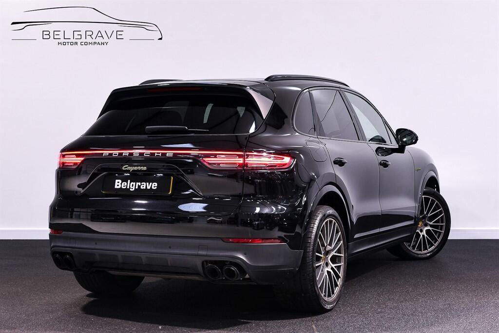 Porsche Cayenne - Image 2