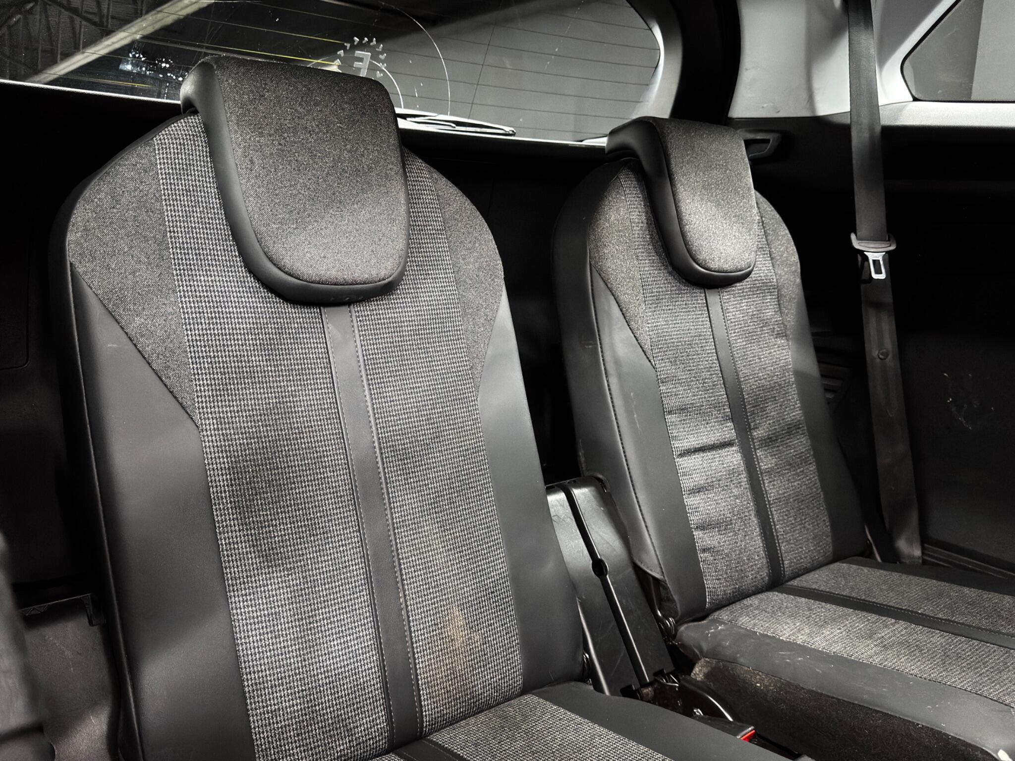 Peugeot 5008 - Image 17