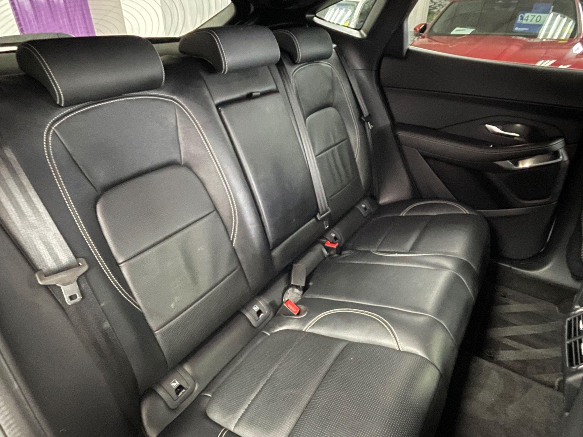 Jaguar E-Pace - Image 27