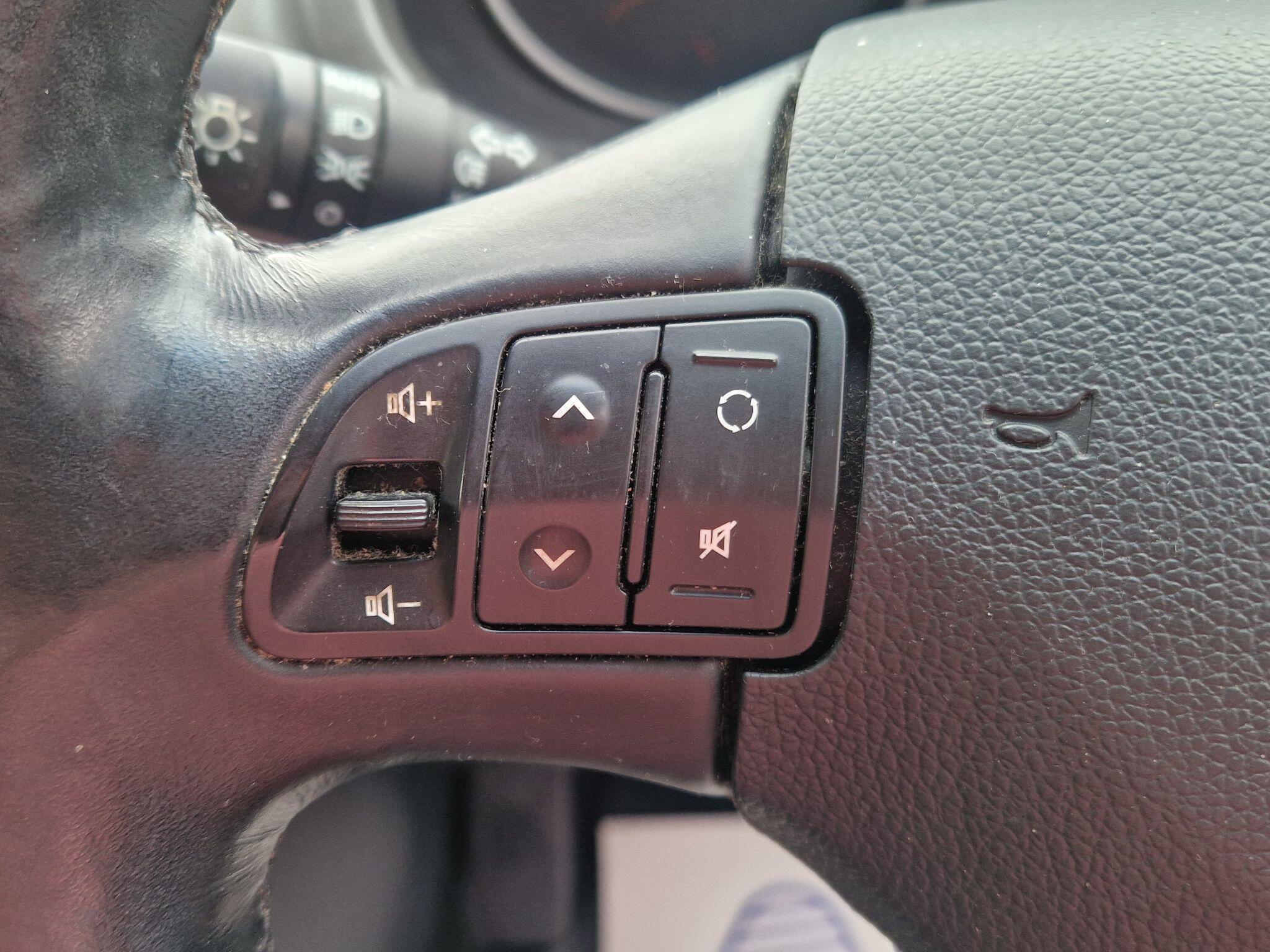 Kia Sportage - Image 36