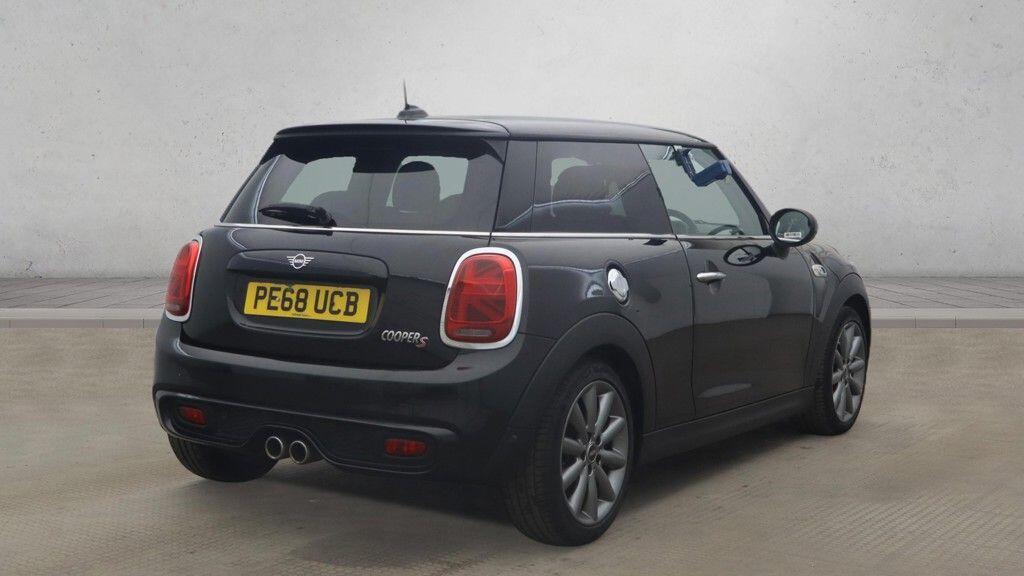 MINI Hatch - Image 7