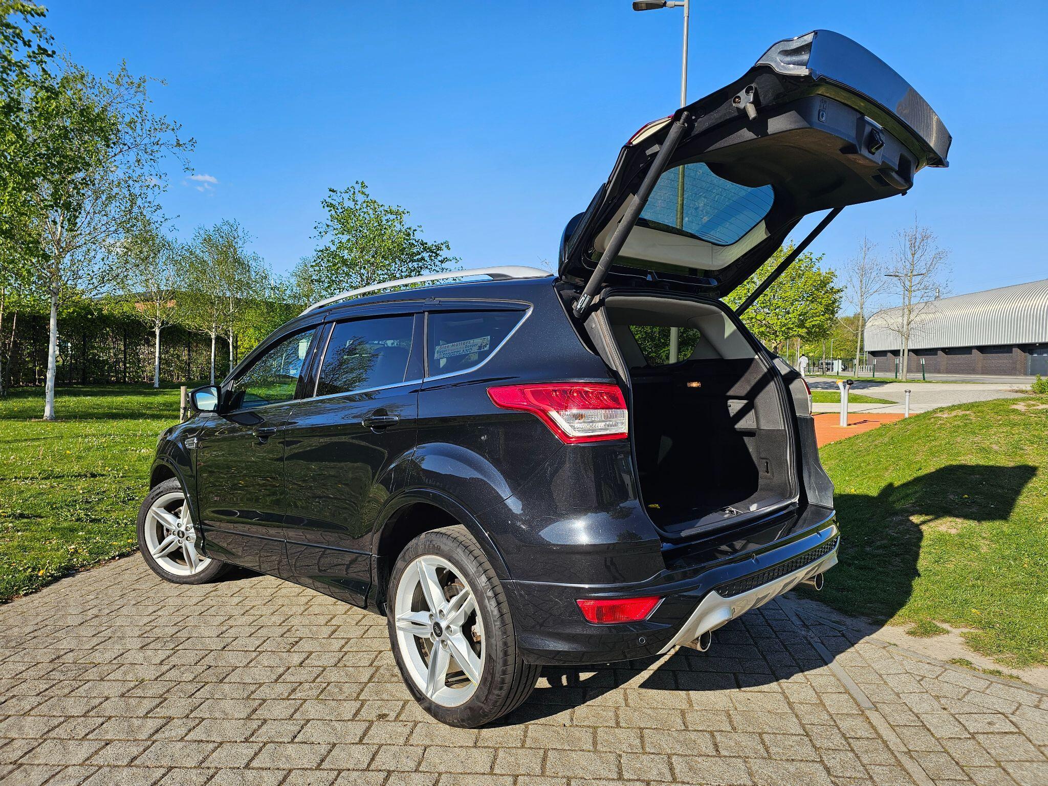 Ford Kuga - Image 18