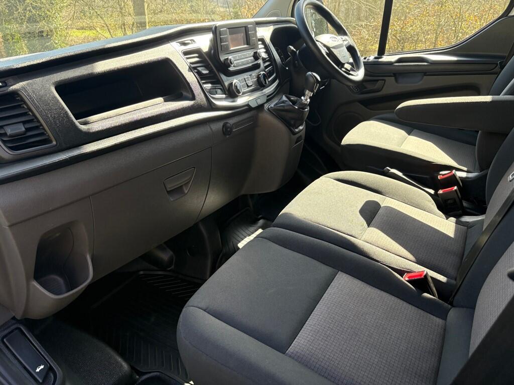 Ford Transit Custom - Image 10