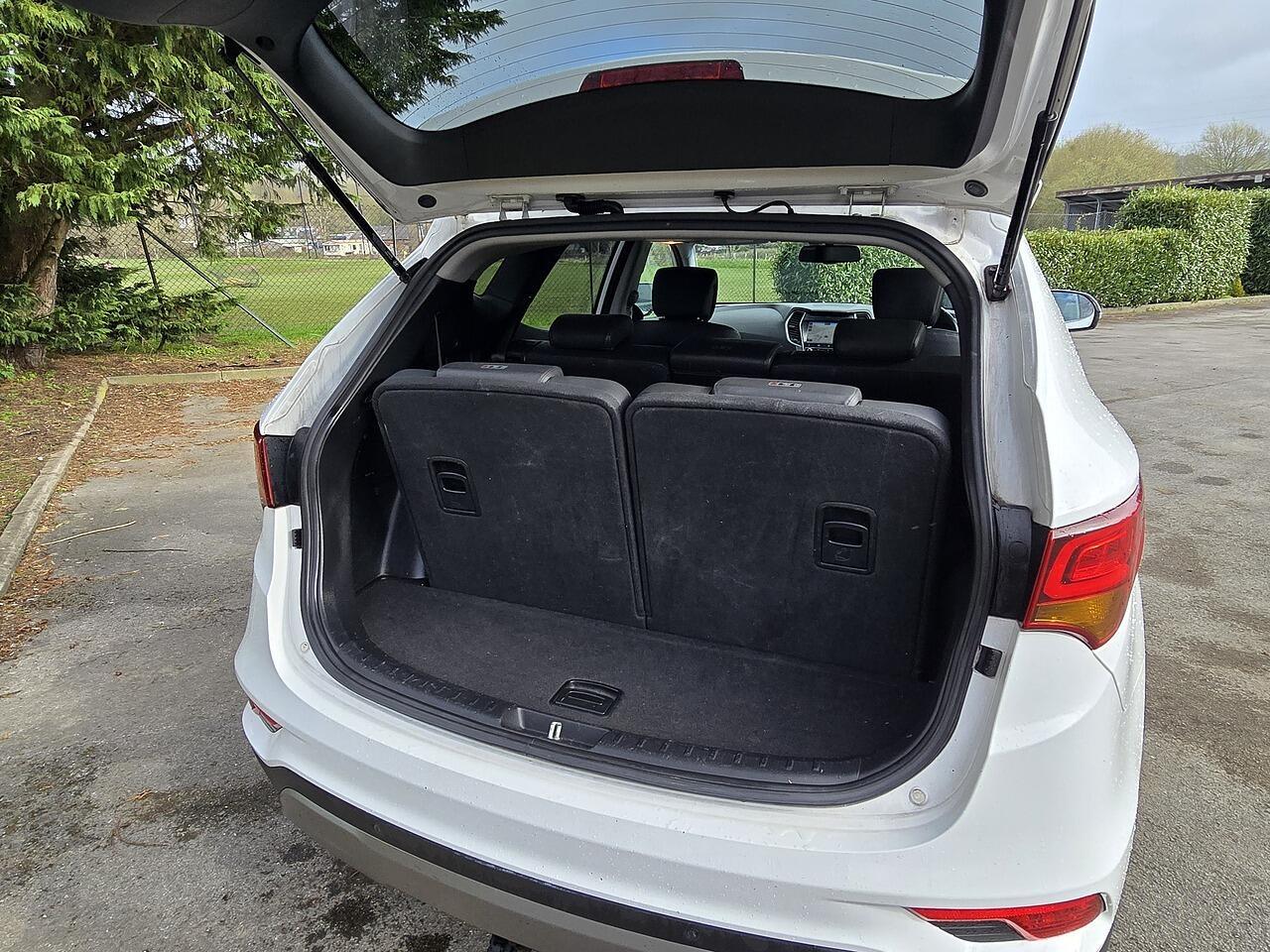 Hyundai Santa Fe - Image 10